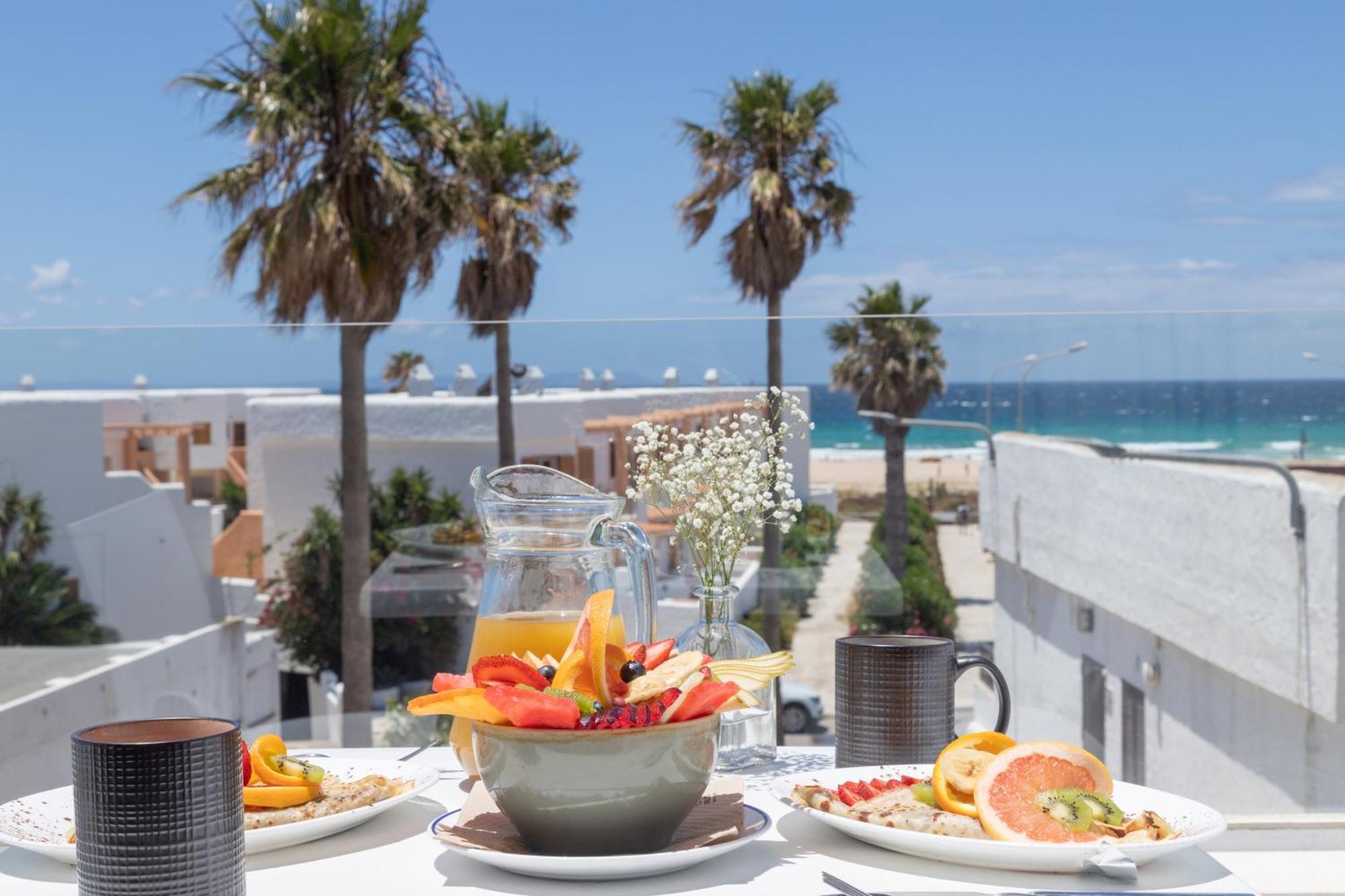Beachfront Aqua Livingtarifa Buitenkant foto
