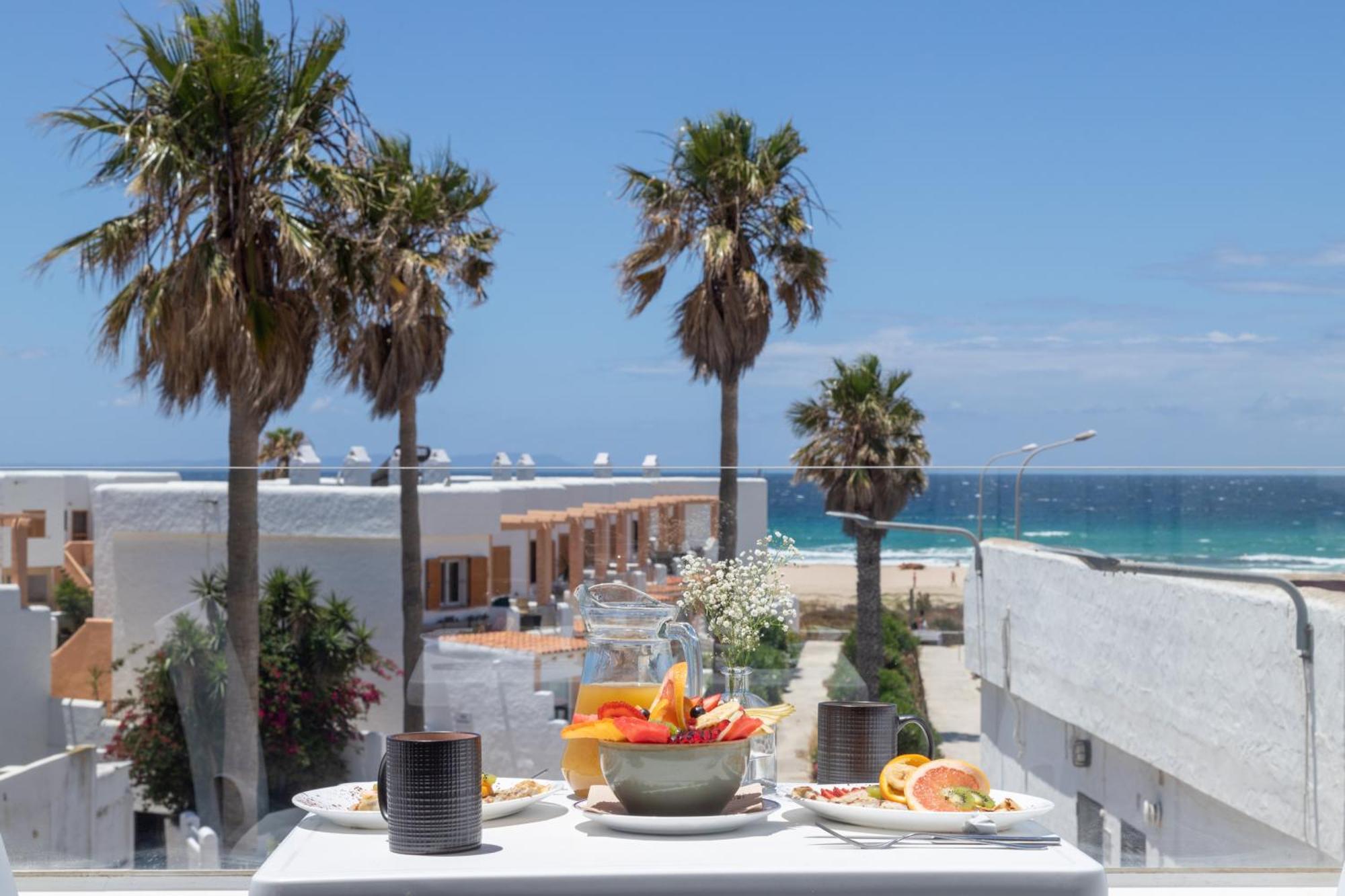 Beachfront Aqua Livingtarifa Buitenkant foto